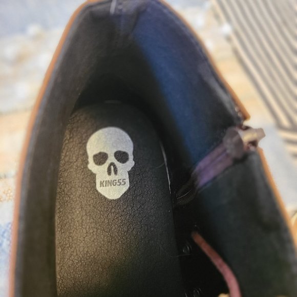 Stockholm Chukka Men's Boot - Picture 2 of 11